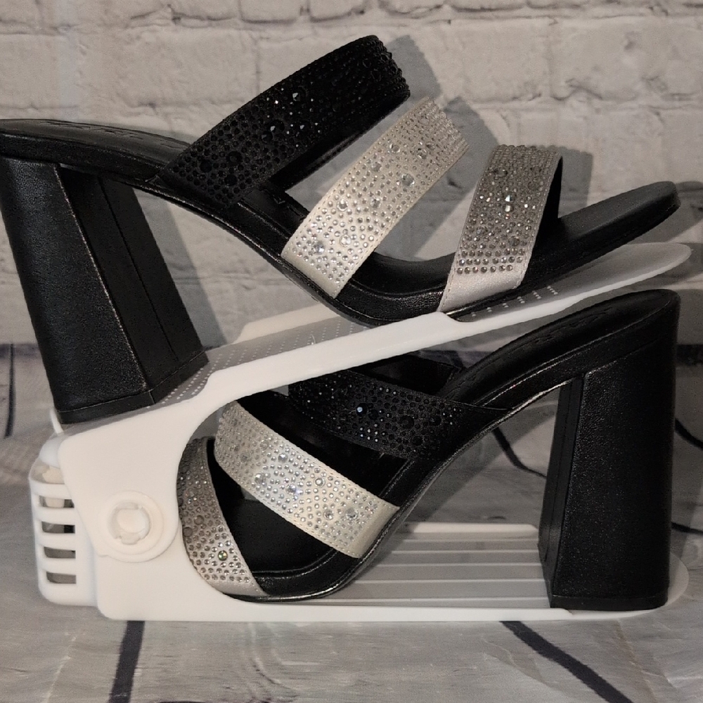 Kurt Geiger Richmond Camera Bag/ Karl Lagerfeld Rickie Sandal - Picture 6 of 13